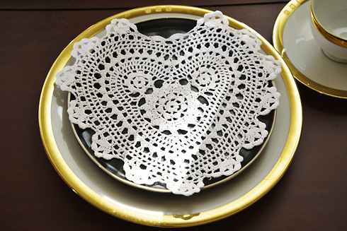 White color Heart Shape Crochet Lace Doilies 9" Heart Crochet